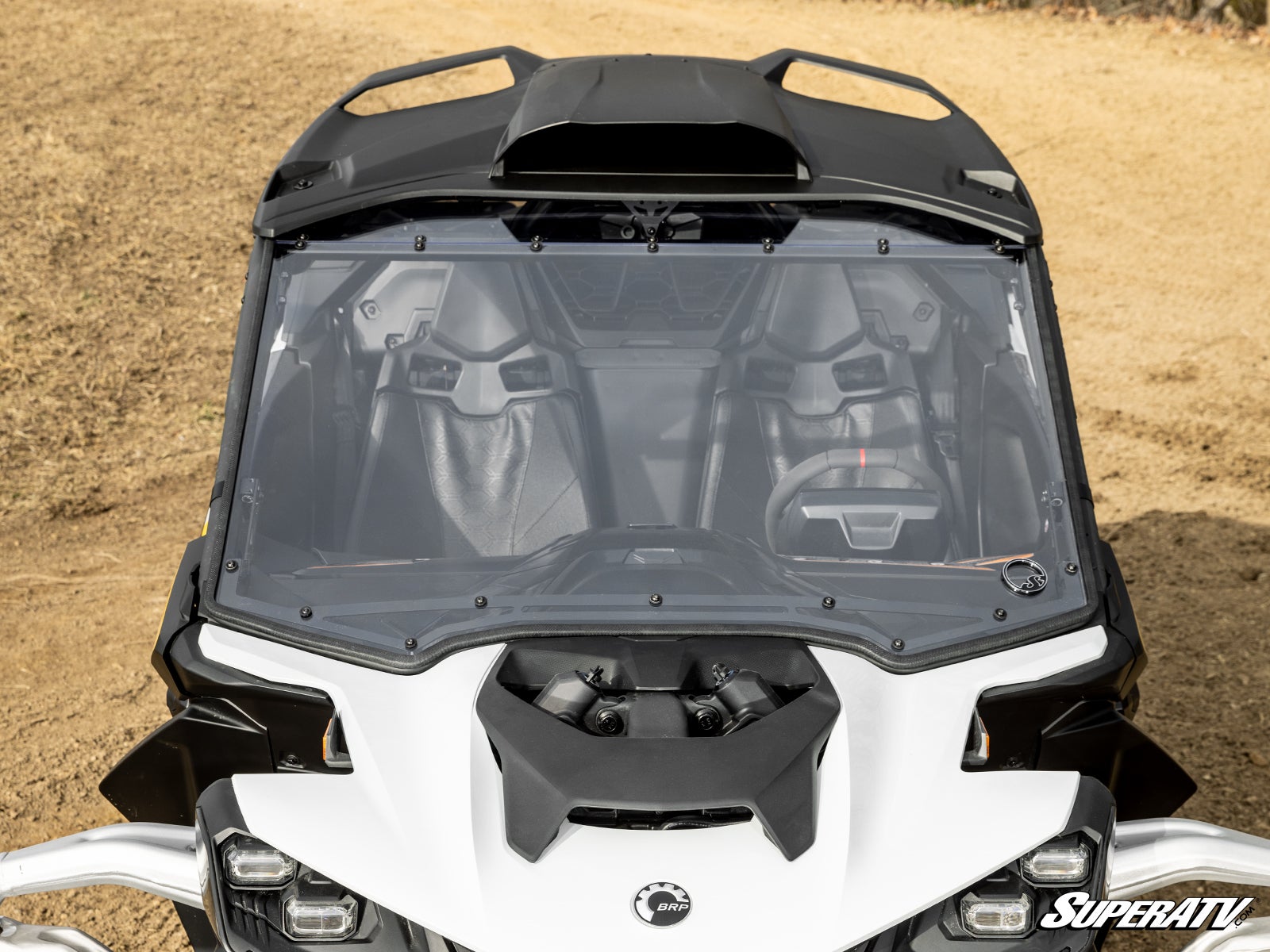 can-am-maverick-r-windshield-clear_04__28366.jpg