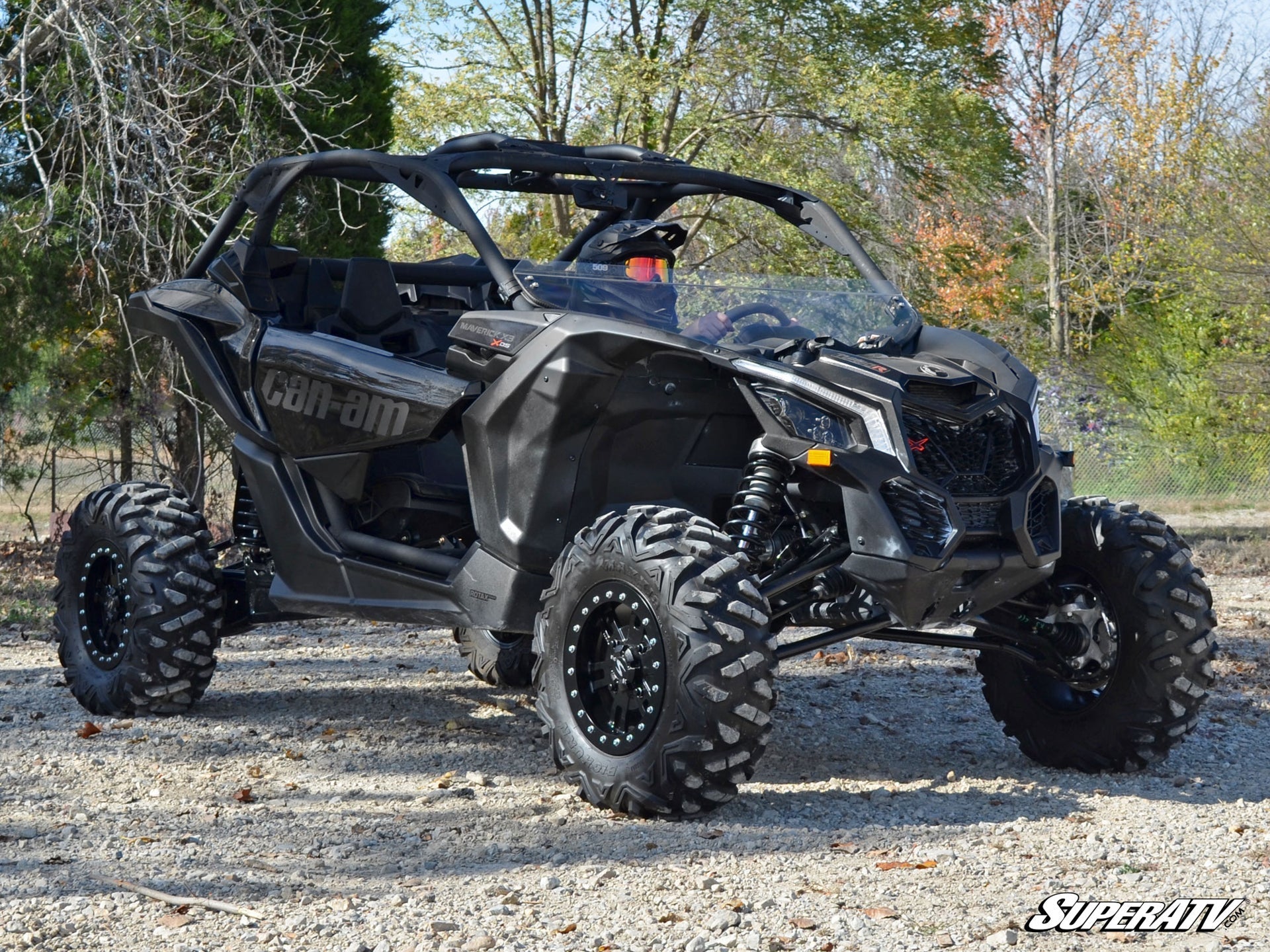 can-am-maverick-x3-half-windshield-buv-3__95704.jpg