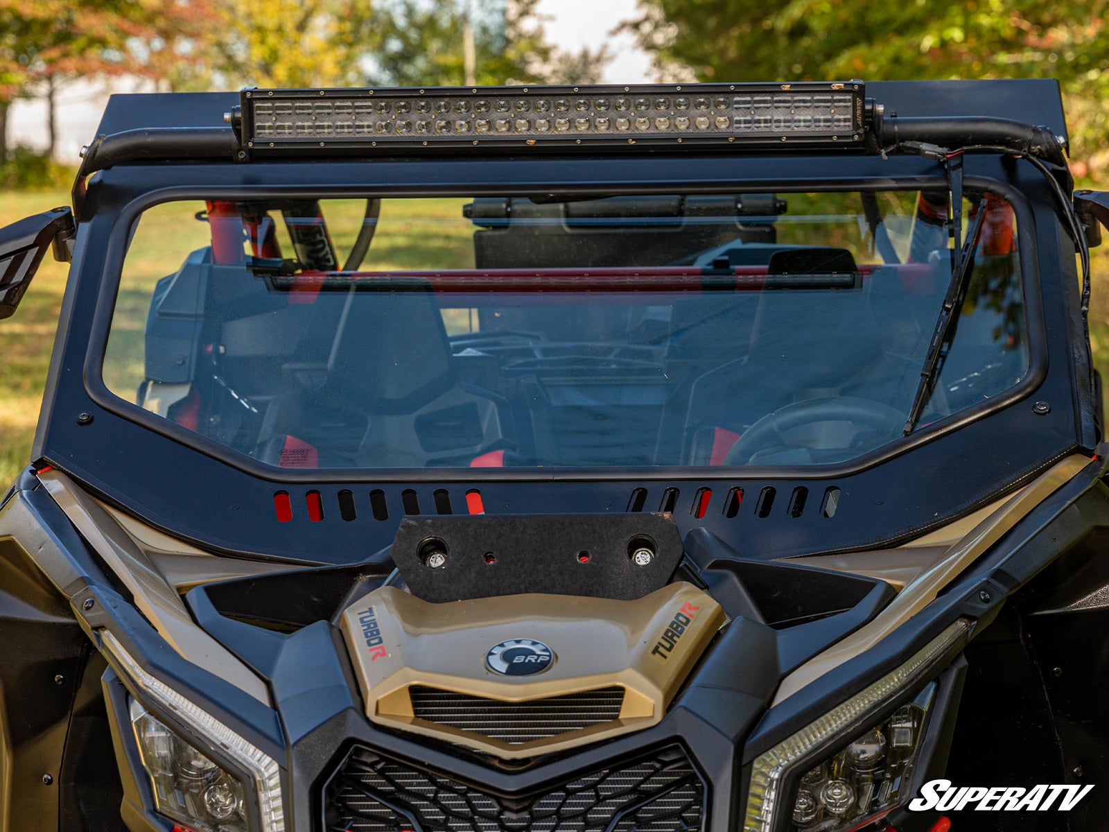 can-am_maverick_x3_glass_windshield_7_1_1_1__92931.jpg