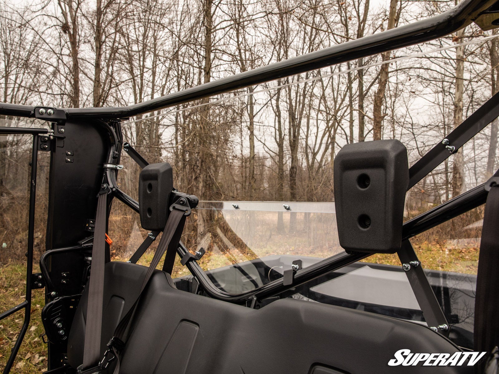 honda_pioneer_rear_windshield-2__93379.jpg