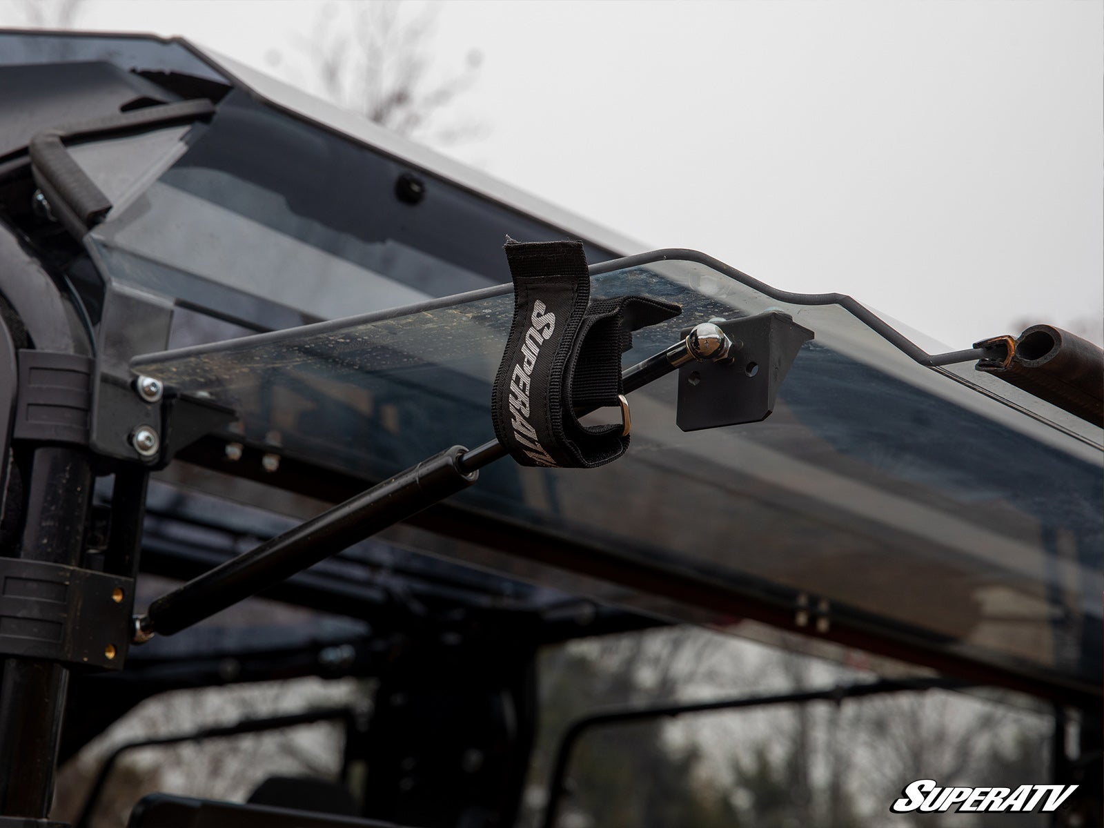honda_pioneer_rear_windshield_7b__30076.jpg