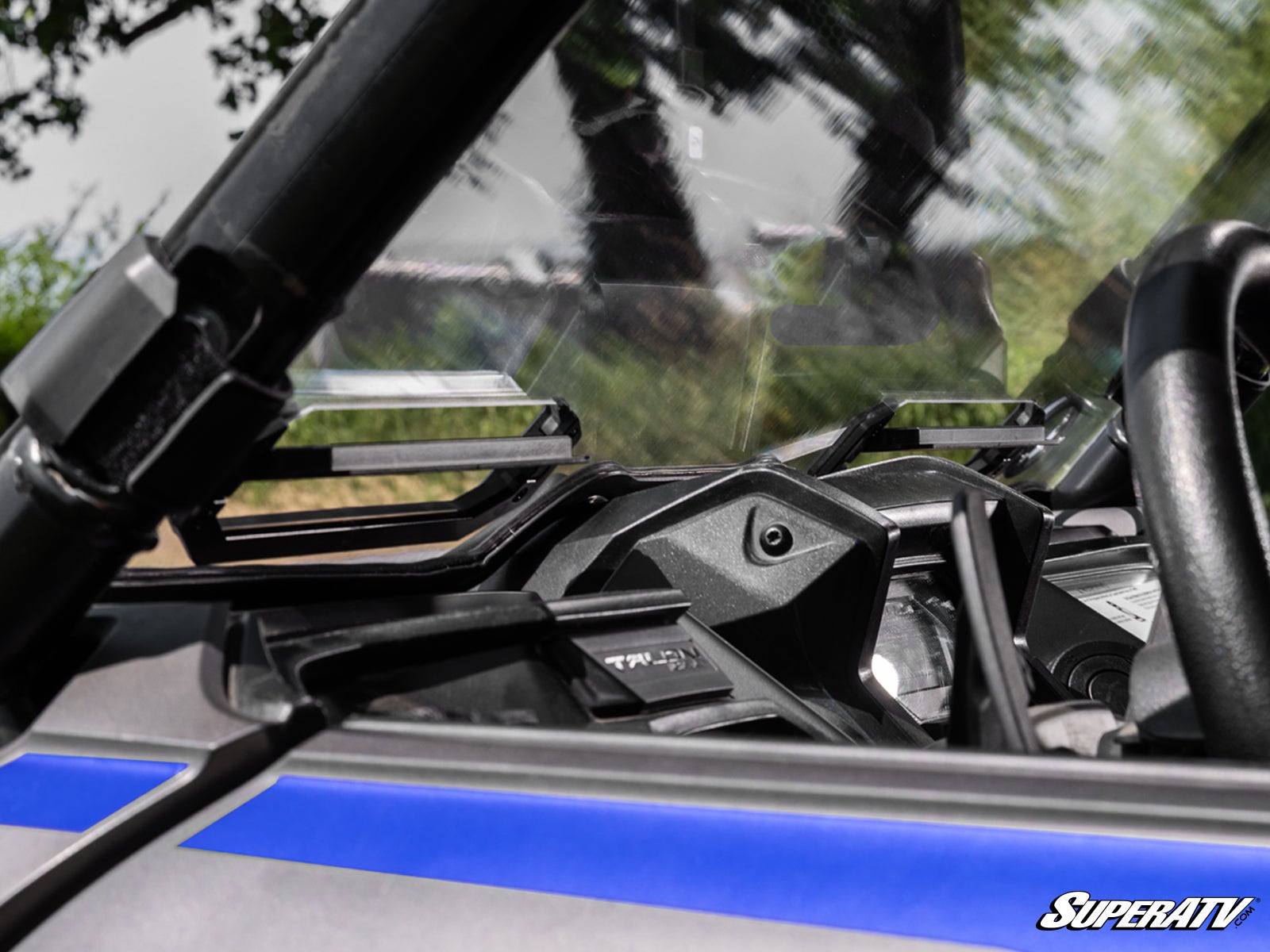 honda_talon_vented_windshield_a06_005__76344.jpg