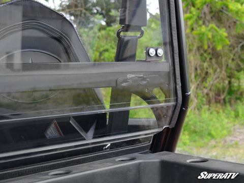 polaris-general-rear-windshield-05_3__20405.jpg