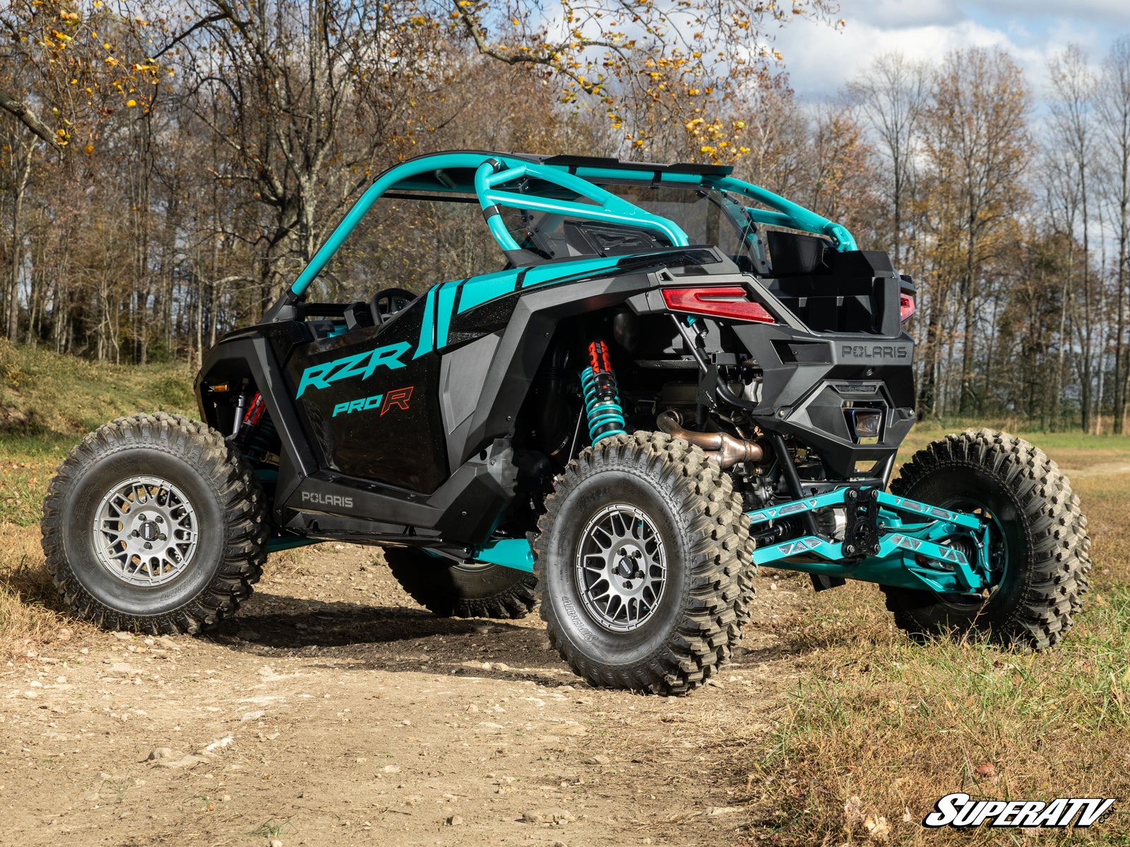 polaris-pro-r-rear-windshield-lttint_02_1__59749.jpg
