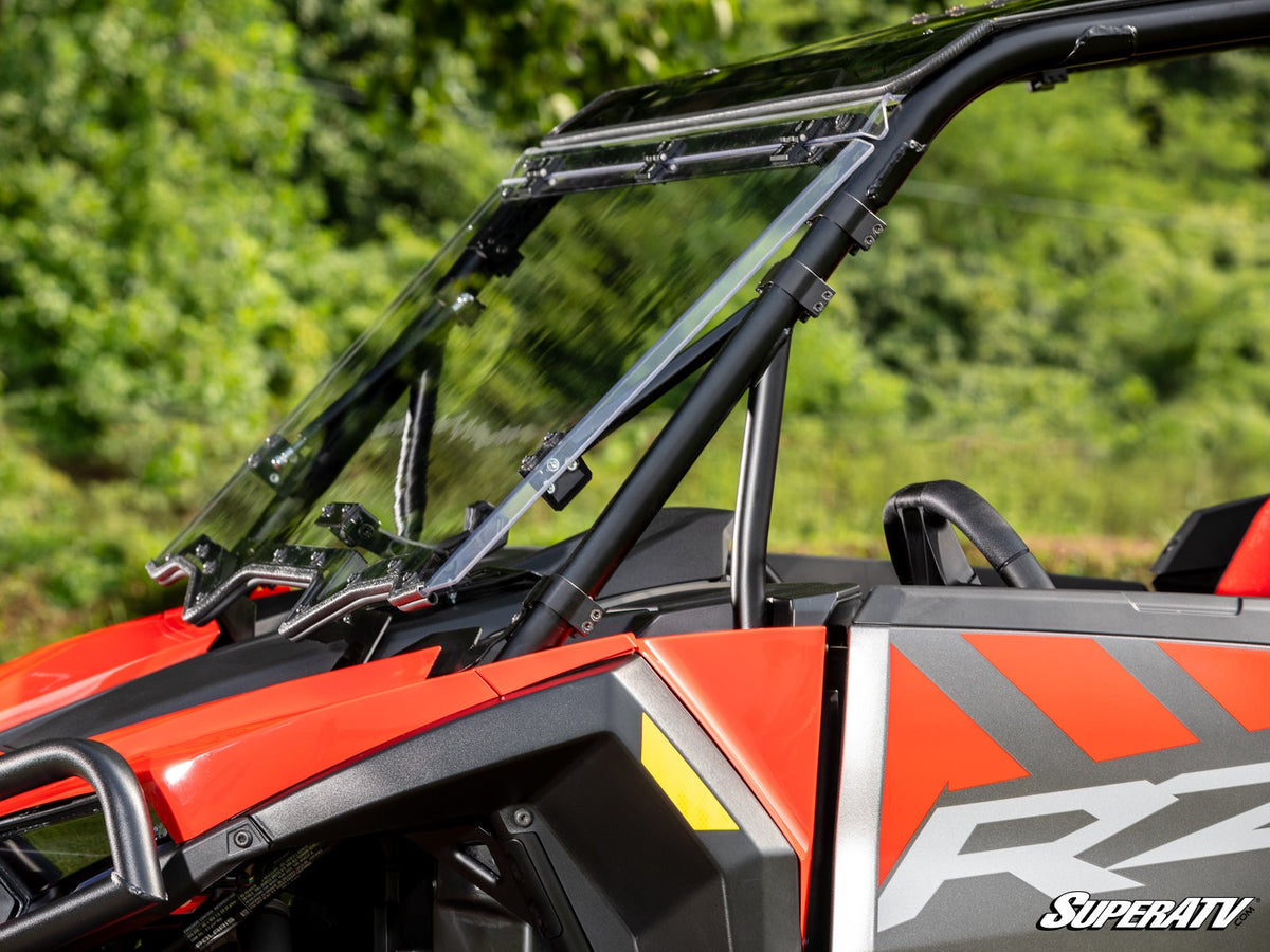 polaris-rzr-xp-flip-windshield_05_2__03644.jpg