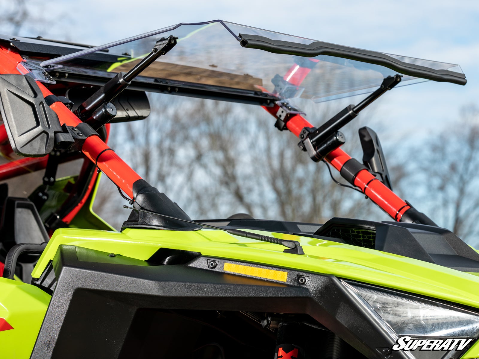 polaris_pror_power_flip_windshield_clear_06__88917.jpg