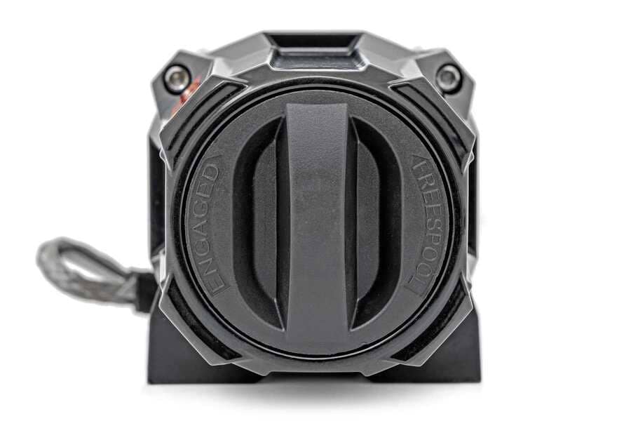 rough-country-6500-lb-utv-synthetic-rope-winch-with-remote_5_09576543-a43b-447d-a6f4-6a148d3f5d4d__72906.jpg